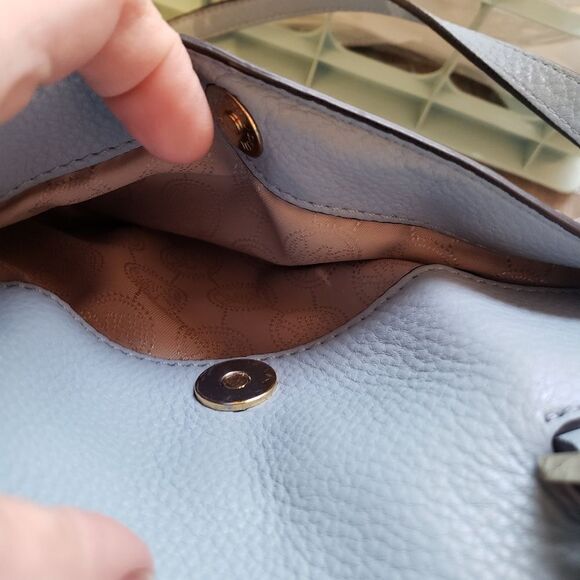 Michael Kors Sky Blue Purse - Picture 9 of 16
